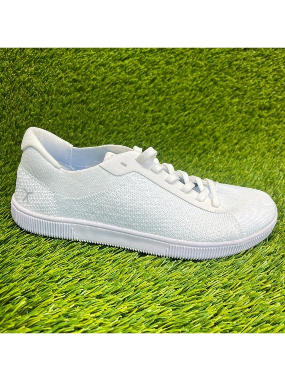 Flux Adapt Trainer White Womens Size 8 Mens Size 7 Barefoot Running Shoes